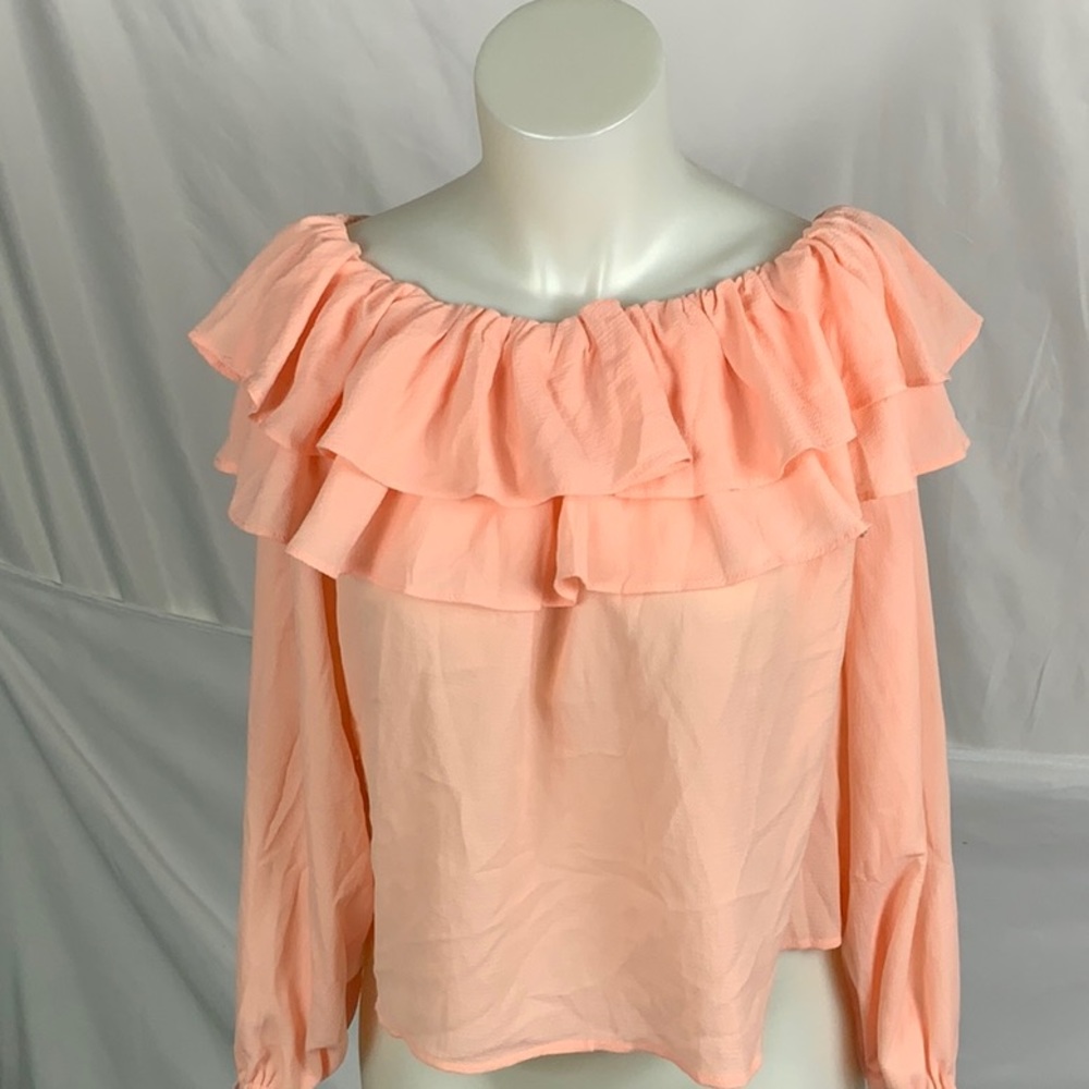Off shoulder top new without tag